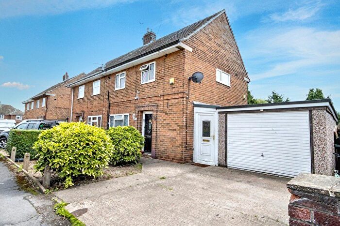 2 Bedroom Semi-Detached House For Sale In Windsor Road, Retford, DN22
