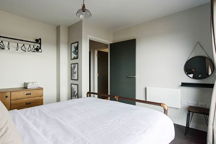 1 Bedroom Flat For Sale In Brickworks, Butetown, Cardiff, CF10