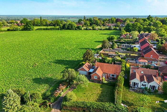 3 Bedroom Bungalow For Sale In Kiln Lane, Binfield Heath, Henley-on-Thames, Oxfordshire, RG9