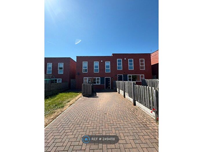 2 Bedroom Semi-Detached House To Rent In Washington Road, Goldthorpe, Rotherham, S63