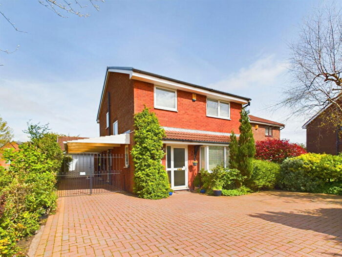 4 Bedroom Detached House For Sale In Pine Avenue, Ormskirk, L39