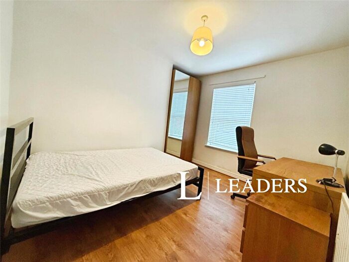 1 Bedroom House To Rent In Portland Street, LN5