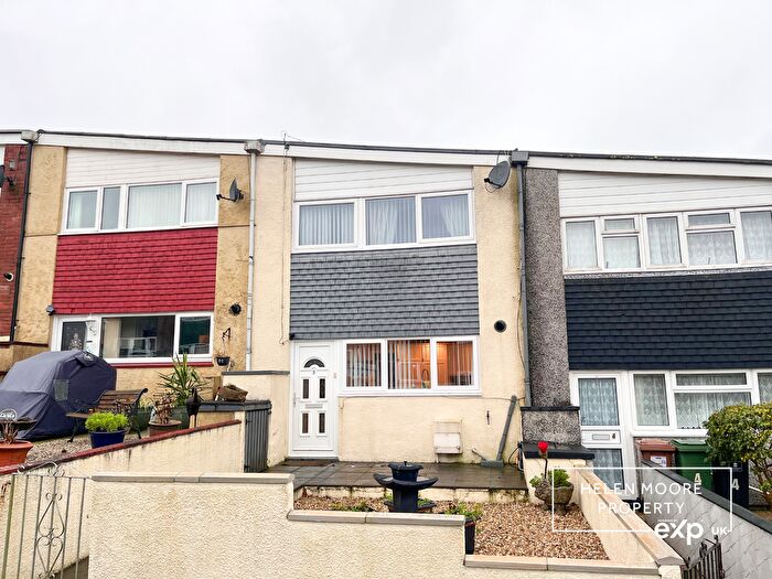 3 Bedroom Terraced House For Sale In Stroma Close, Plymouth, PL6