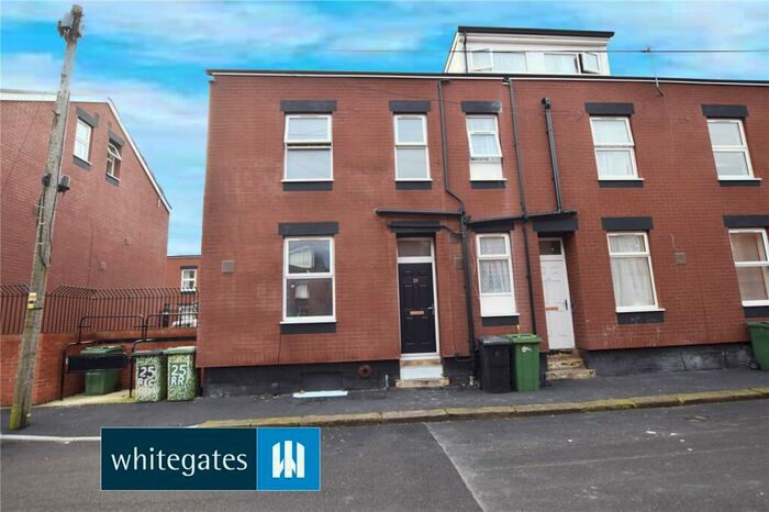 2 Bedroom Terraced House To Rent In Recreation Row, Leeds, West Yorkshire, LS11