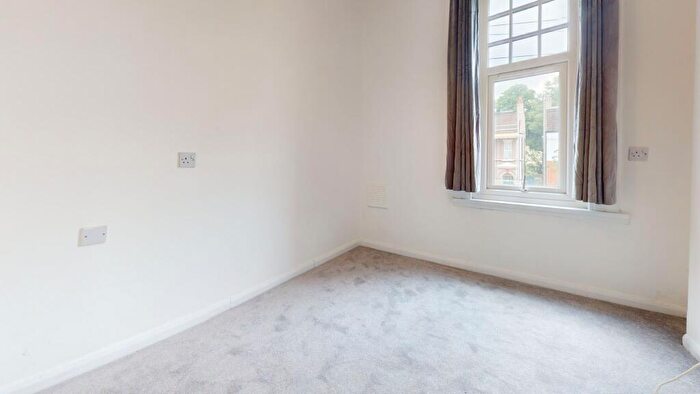 1 Bedroom Flat To Rent In Hurstbourne Road, London, SE23