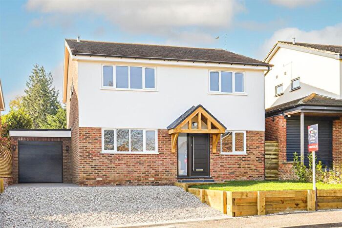 4 Bedroom Detached House To Rent In The Spinney, Broxbourne, Hertfordshire, EN10