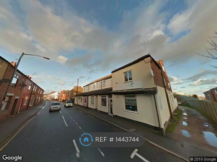 1 Bedroom Flat To Rent In North Road, Clown, S43