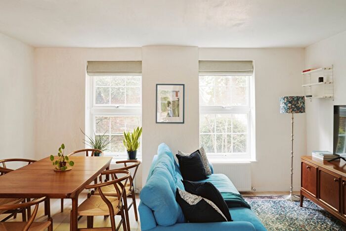 1 Bedroom Flat For Sale In Newbery House Ii, Northampton Street, London, N1