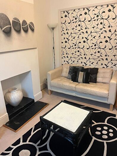 4 Bedroom Terraced House To Rent In Pretoria Road, Southsea, PO4