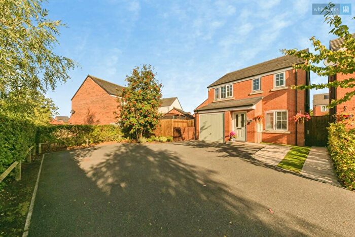 3 Bedroom Detached House For Sale In Mallow Avenue, Shavington, Crewe, Cheshire, CW2
