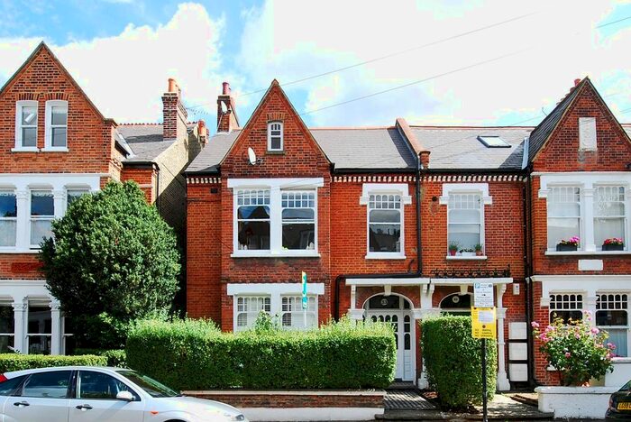 2 Bedroom Flat To Rent In Huron Road, Heaver Estate, London, SW17