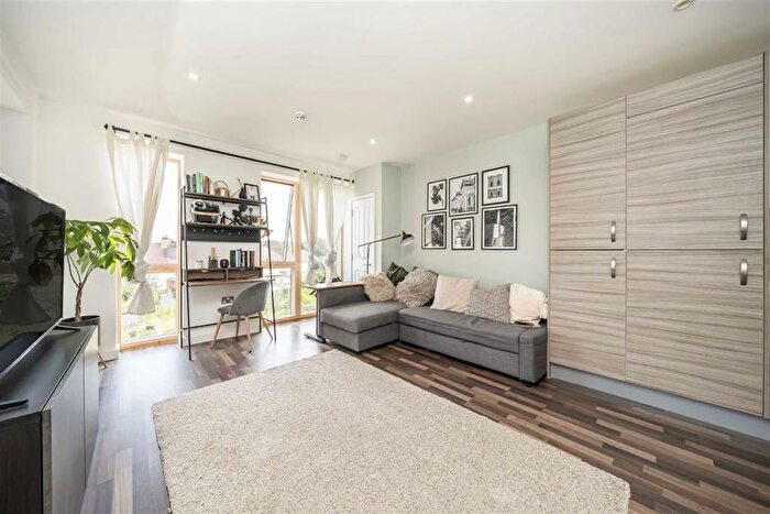 1 Bedroom Flat For Sale In Rectory Field Crescent, London, SE7