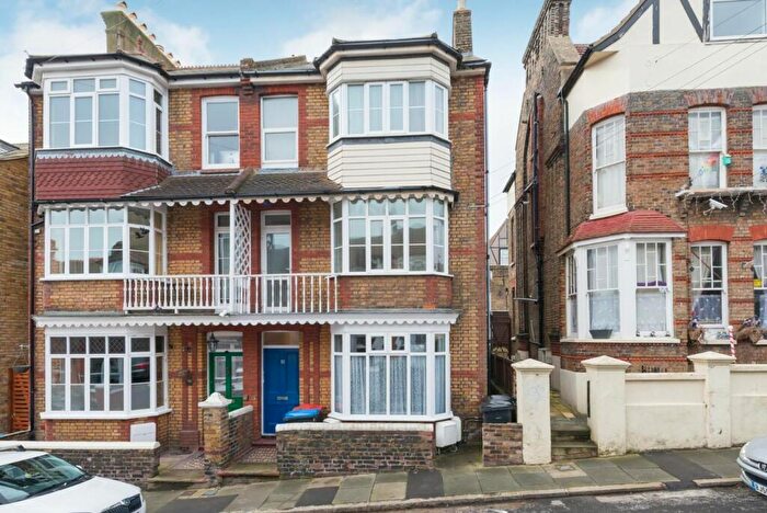 2 Bedroom Apartment To Rent In Albert Road, Ramsgate, CT11