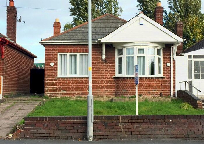 2 Bedroom Bungalow To Rent In St. Chads Road, Bilston, WV14