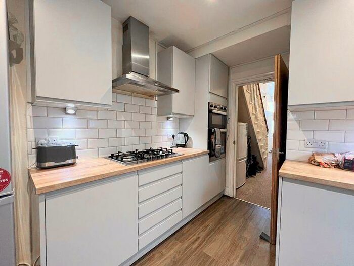 5 Bedroom Terraced House To Rent In Whippingham Road, Brighton, BN2