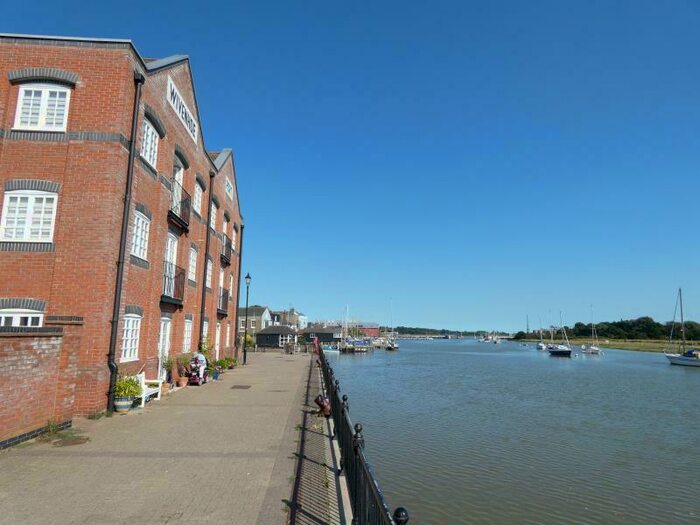 2 Bedroom Apartment To Rent In Shipwrights, Wivenhoe, CO7