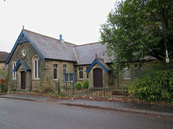 Character Property For Sale In Chatsworth Road, Rowsley, Matlock, DE4