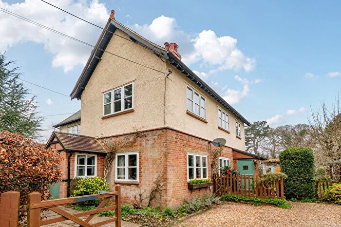 3 Bedroom Semi-Detached House For Sale In Dunsmore, Wendover, HP22