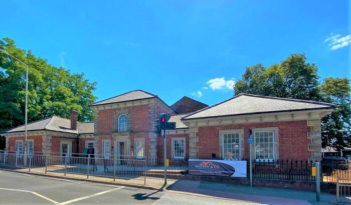 2 Bedroom Flat To Rent In Chart Road, Ashford, TN23