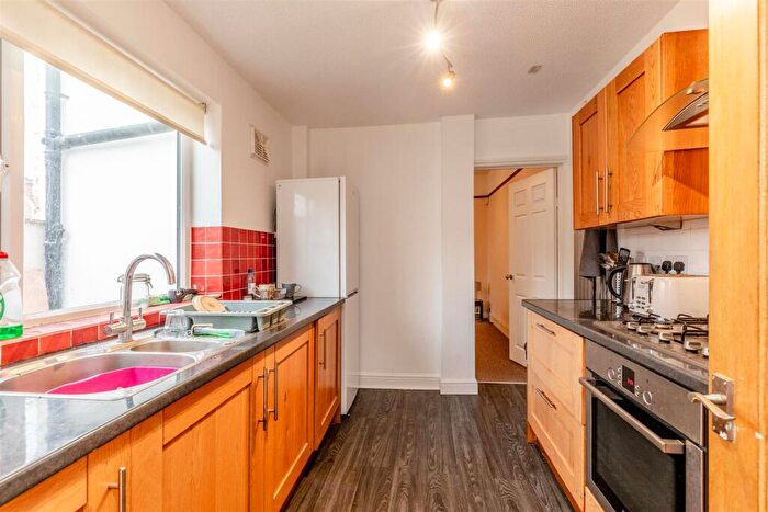 2 Bedroom End Of Terrace House To Rent In Boston Road, Bristol, BS7