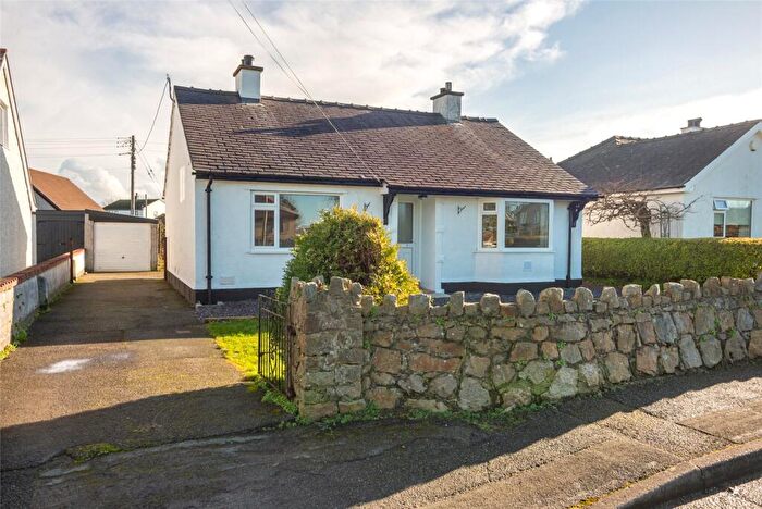 3 Bedroom Bungalow For Sale In Rhostrehwfa, Llangefni, Isle Of Anglesey, LL77