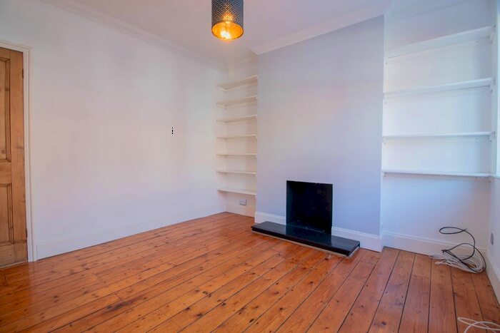 2 Bedroom Semi-Detached House To Rent In Birchwood Avenue, Long Eaton, Nottingham, NG10