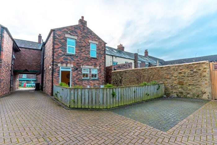 3 Bedroom Property To Rent In Gilesgate, Durham, DH1