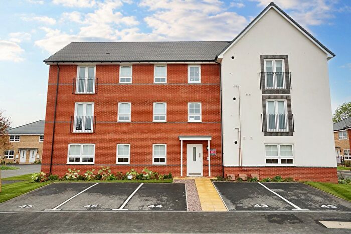 2 Bedroom Flat To Rent In Campbell Drive, Upper Lighthorne, Leamington Spa, CV33