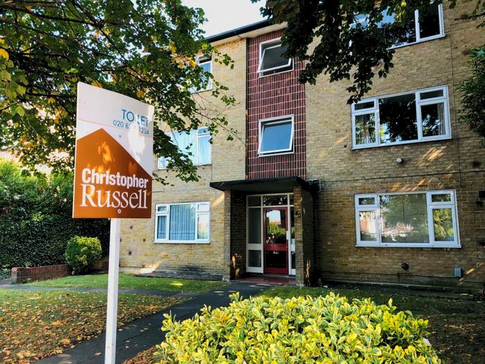 Flat To Rent In Hatherley Road, Sidcup, DA14