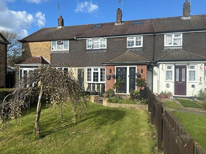 3 Bedroom Terraced House For Sale In Cherry Tree Lane, Potters Bar, EN6