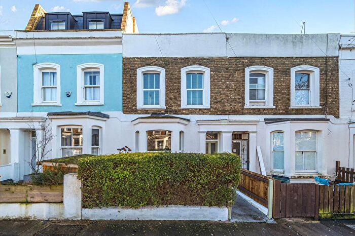 4 Bedroom Terraced House For Sale In Landseer Road, London, N19