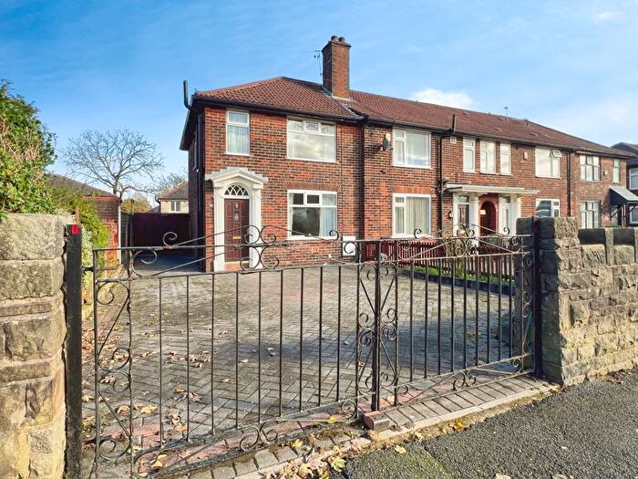3 Bedroom End Terrace House For Sale In Chorley Old Road, Bolton, BL1