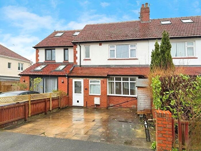 3 Bedroom Terraced House To Rent In Sunset Drive, Ilkley, LS29