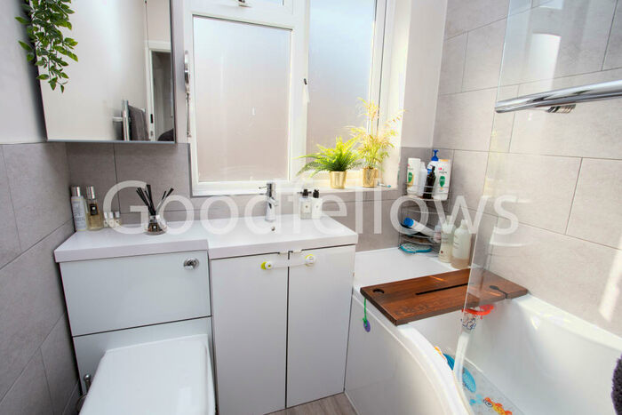 2 Bedroom Maisonette To Rent In Lynmouth Avenue, Morden, Surrey, SM4