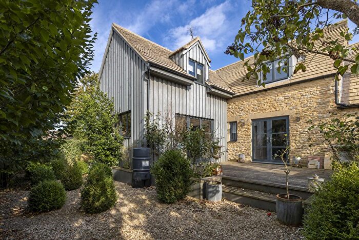 3 Bedroom Cottage To Rent In Meadow Bank Barn, Ascott-Under-Wychwood, OX7