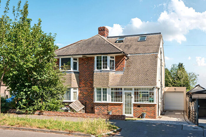4 Bedroom Semi Detached House For Sale In Palace View, Shirley, Croydon, CR0