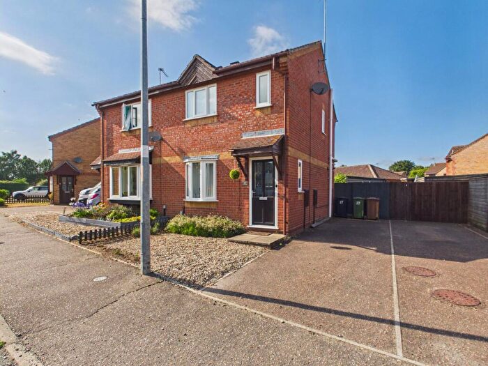 2 Bedroom Semi Detached House For Sale In Nene Road, Watlington, King's Lynn, PE33