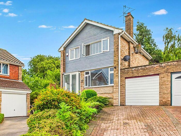 3 Bedroom Link Detached House For Sale In Byrne Court, Arnold, Nottingham, NG5
