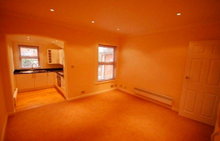 1 Bedroom Flat To Rent In Liverpool Road, Reading, RG1