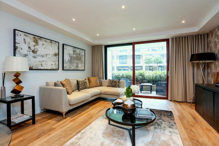 2 Bedroom Flat To Rent In Knaresborough Drive, London SW18