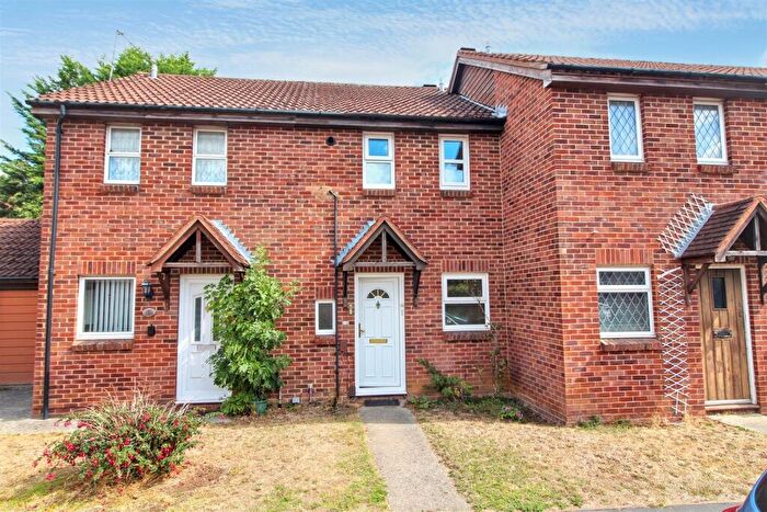 2 Bedroom Terraced House For Sale In Talbot Way, Tilehurst, Reading, RG31