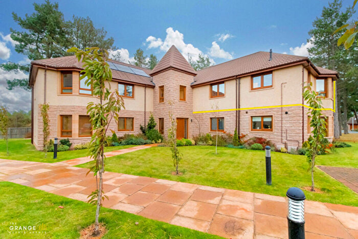 2 Bedroom Apartment For Sale In Provost Drive, Lossiemouth, IV31