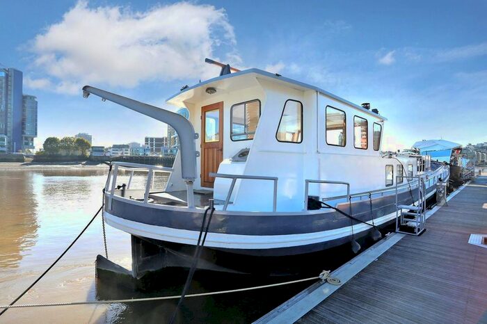 2 Bedroom Houseboat For Sale In Imperial Wharf, Fulham, SW6