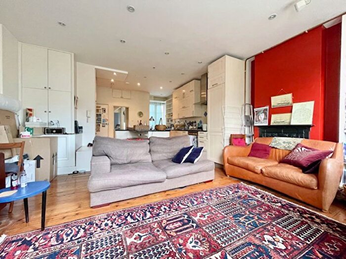 1 Bedroom Flat To Rent In The Cut, SE1