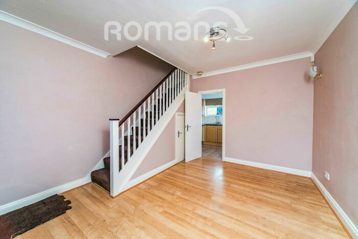 2 Bedroom End Of Terrace House To Rent In Cardiff Road, Caversham, RG1