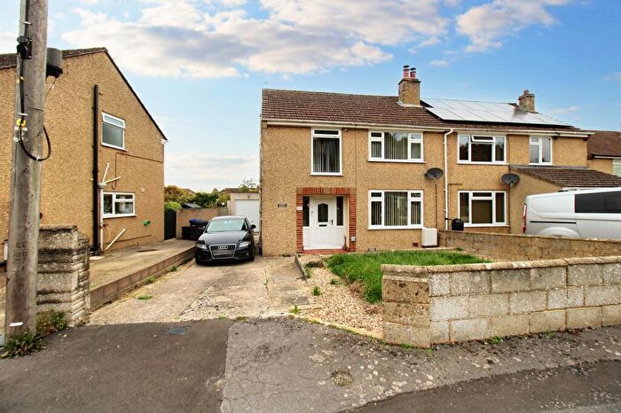 3 Bedroom Semi-Detached House For Sale In Linden Close, Laverstock, SP1
