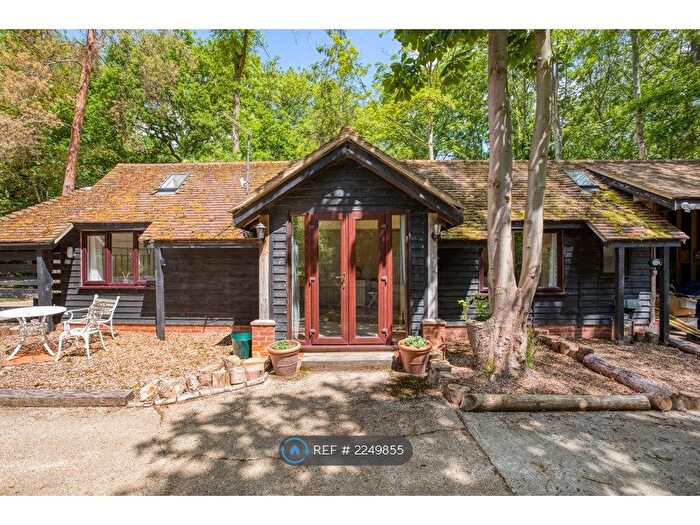 1 Bedroom Bungalow To Rent In Church Road, Ramsden Heath, Billericay, CM11