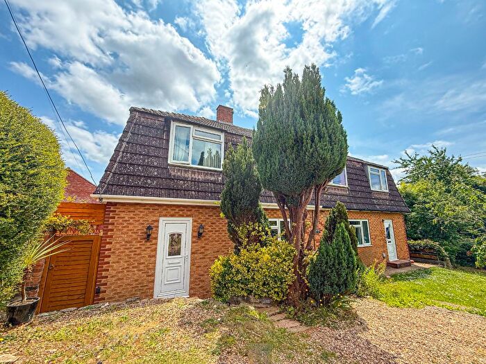 3 Bedroom Semi-detached House For Sale In Hilly Park, Norton Fitzwarren, Taunton, Somerset., TA2