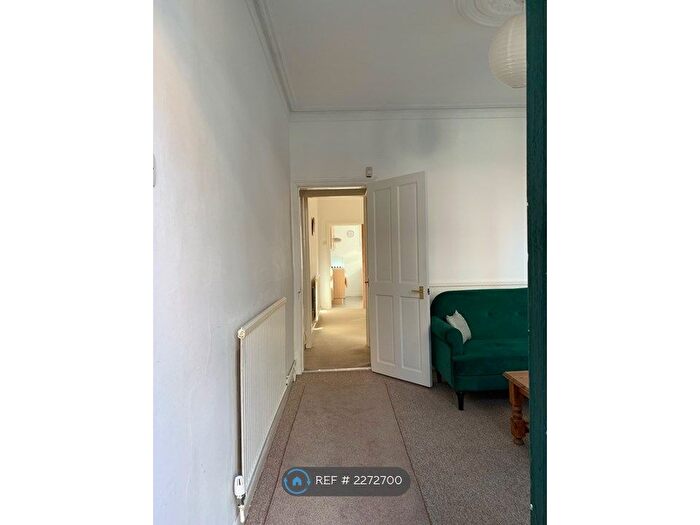 2 Bedroom End Of Terrace House To Rent In Brookhouse Avenue, Leicester, LE2