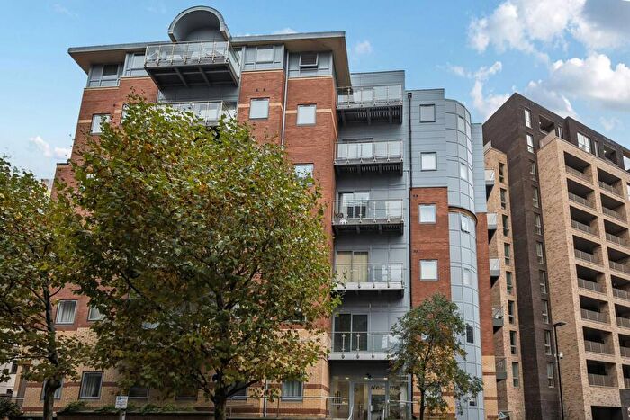 1 Bedroom Flat For Sale In Scarbrook Road, Croydon, CR0